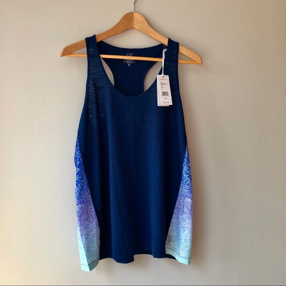 Vineyard Vines Tops - Vineyard Vines Performance Ombré Swing Tank